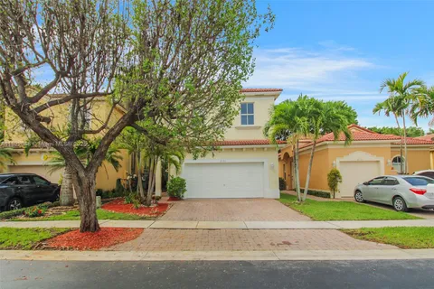 2131 NE 37th Rd, Homestead FL 33033