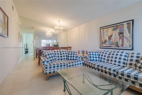 2524 W 65th St # 0, Hialeah FL 33016