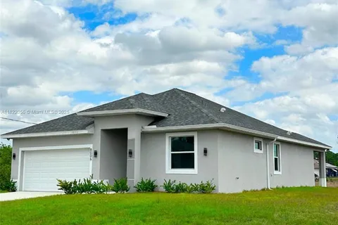 8006 Buttercup Cir, La Belle FL 33935