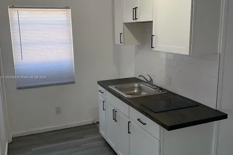 2123 Wilson, Hollywood FL 33020