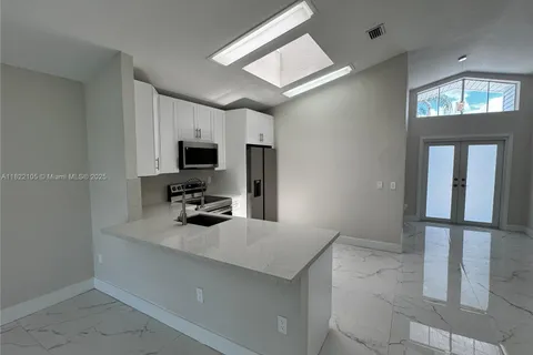 10000 Olive St, Miramar FL 33025