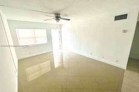 281 NE 40th St # 2, Oakland Park FL 33334