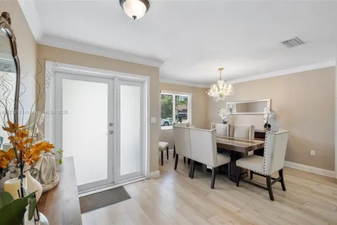 2309 SW 62nd Ct, Miami FL 33155