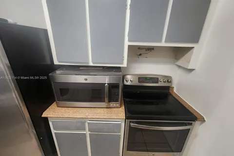 4150 NW 90th Ave # 203, Coral Springs FL 33065