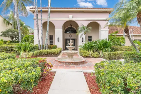 18326 NW 68th Ave # K, Miami FL 33015