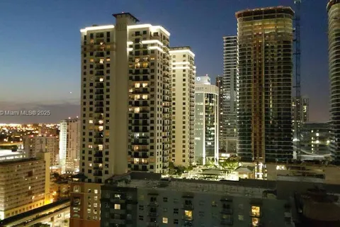 1111 SW 1st Ave, Miami FL 33130