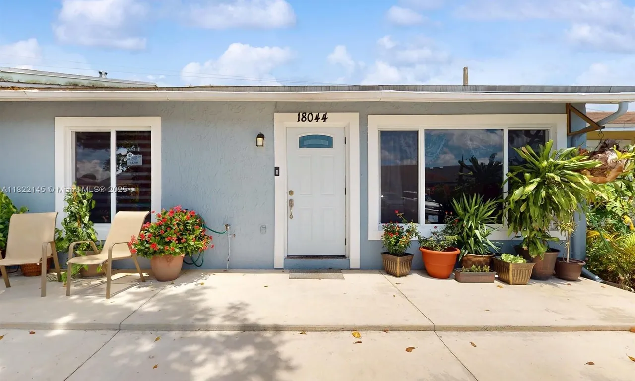18044 NW 41st Pl, Miami Gardens FL 33055