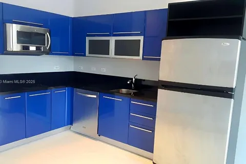 253 NE 2nd St # 222, Miami FL 33132