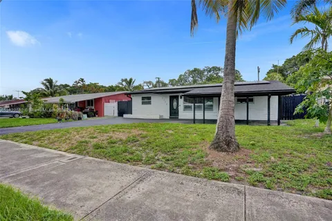 1772 SW 43rd Ave, Fort Lauderdale FL 33317