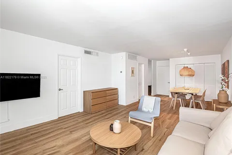 6770 Indian Creek Dr # 10A, Miami Beach FL 33141