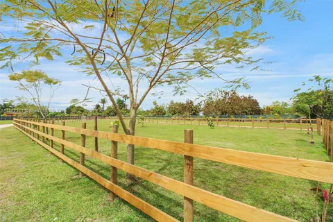 14701 SW 199th Ave, Miami FL 33196