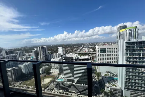 88 SW 7th Street # 3012, Miami FL 33130
