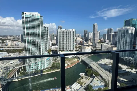 88 SW 7th Street # 3012, Miami FL 33130