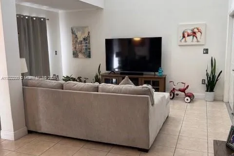 18114 SW 143rd Pl, Miami FL 33177