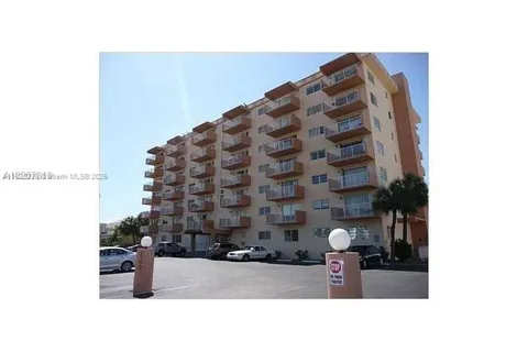 2200 E Hallandale Beach Blvd # 708, Hallandale Beach FL 33009