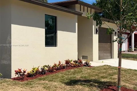 1240 NW 30th Ave, Fort Lauderdale FL 33311