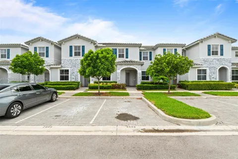 2668 SE 19th St, Homestead FL 33035