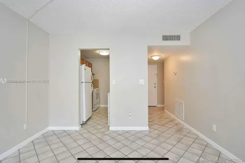 4147 NW 90th Ave # 105, Coral Springs FL 33065
