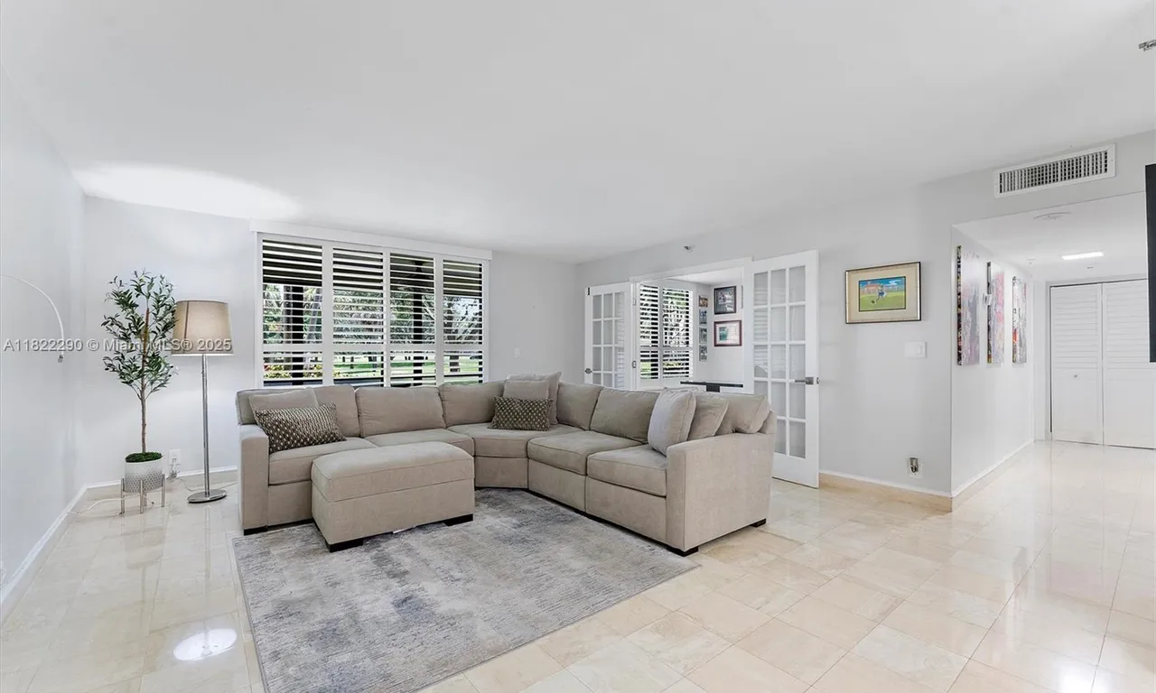 7225 Promenade Dr # 102, Boca Raton FL 33433