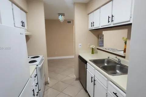 755 Riverside Dr # 1313, Coral Springs FL 33071