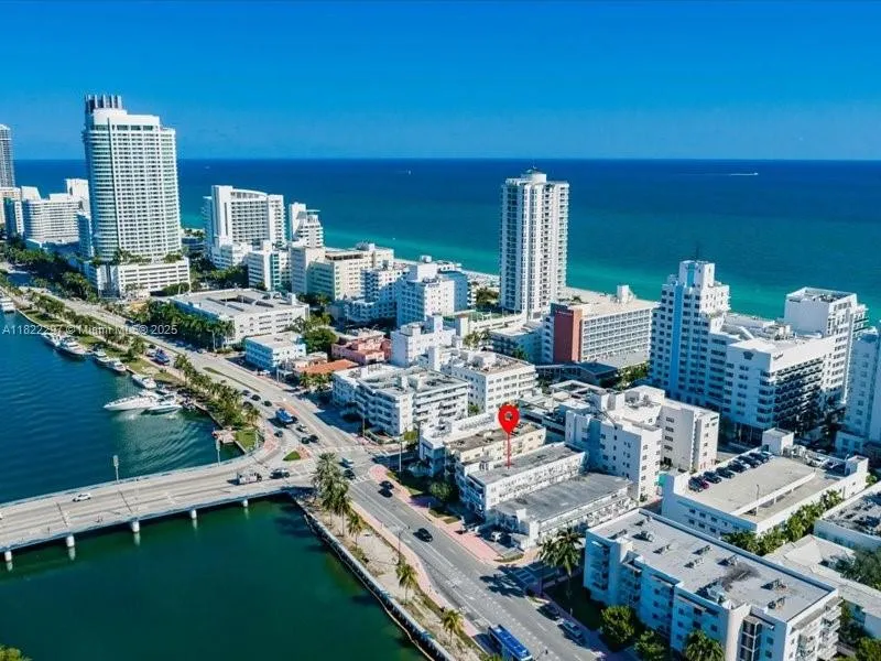4015 Indian Creek Dr # 204, Miami Beach FL 33140