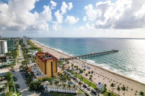9 NE 20th Ave # 201, Deerfield Beach FL 33441
