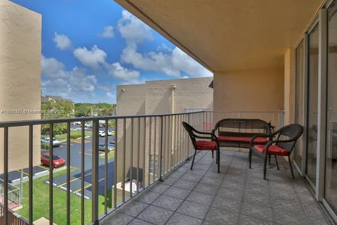 10700 SW 108th Ave # C408, Miami FL 33176