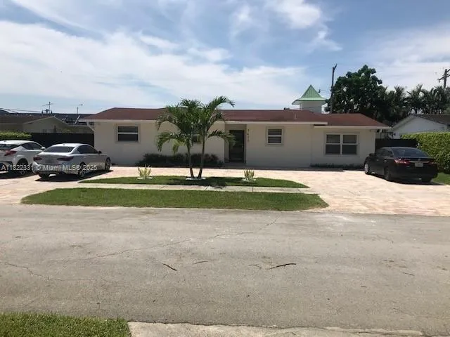 9420 SW 55th St # 1, Miami FL 33165