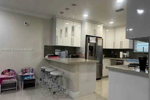 9420 SW 55th St # 1, Miami FL 33165