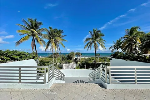 5151 Collins Ave # 428, Miami Beach FL 33140
