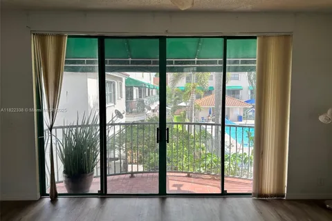 12666 NW 14th Pl # 12666, Sunrise FL 33323