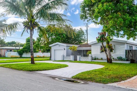 7795 Granada Blvd, Miramar FL 33023