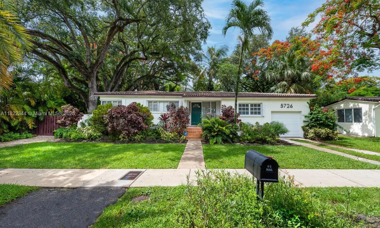 5726 SW 42nd St, South Miami FL 33155
