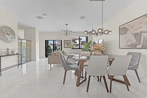 4690 NW 84th Ave, Doral FL 33166