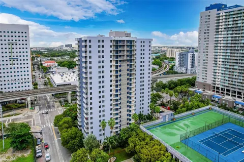 850 N Miami Ave # 1210, Miami FL 33136