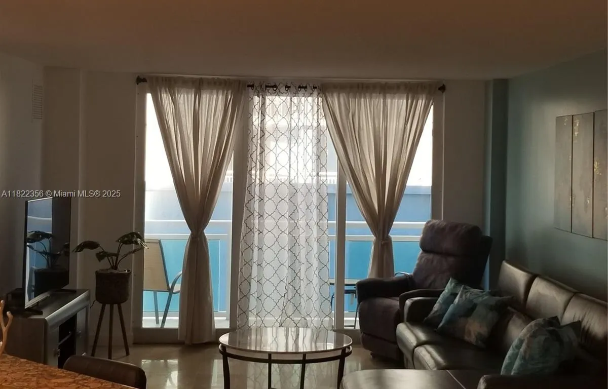 6917 Collins Ave # 408, Miami Beach FL 33141
