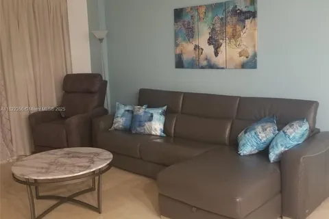6917 Collins Ave # 408, Miami Beach FL 33141