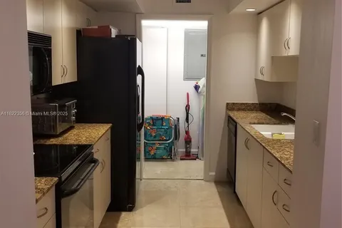 6917 Collins Ave # 408, Miami Beach FL 33141