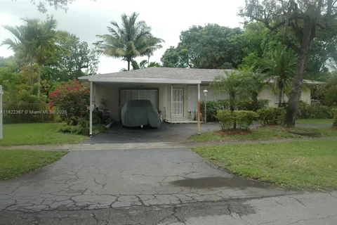 12385 NW 4th Ave, North Miami FL 33168