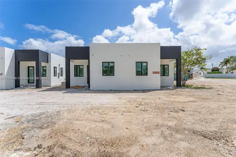 12330 SW 219th St, Miami FL 33170