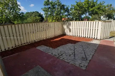 5834 NW 21ST ST # B, Lauderhill FL 33313