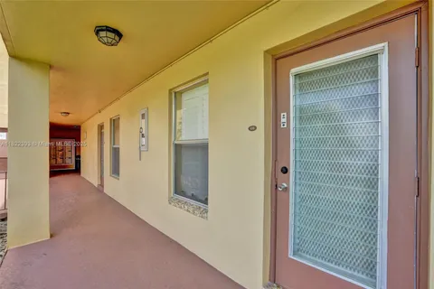 6300 NW 62nd St # 108, Tamarac FL 33319