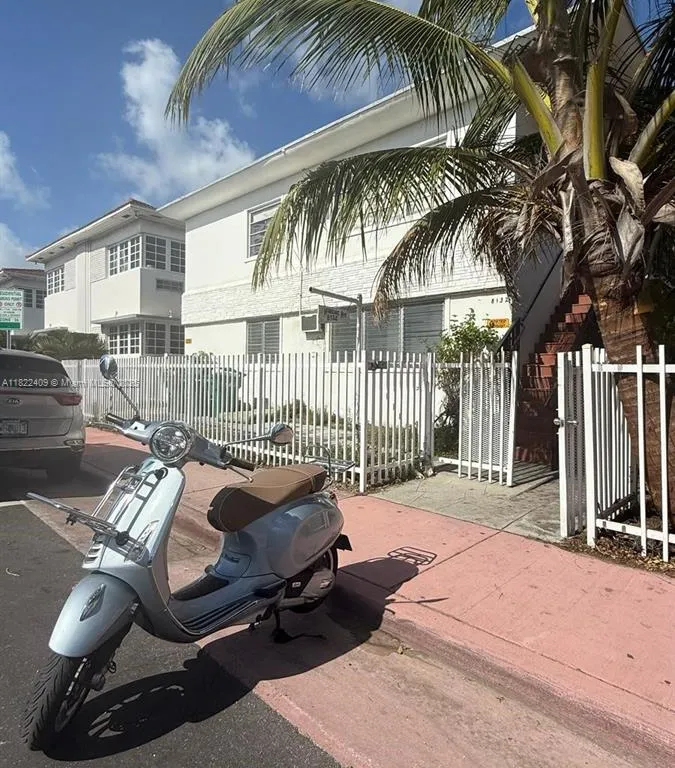 8132 Harding Ave # 2, Miami Beach FL 33141