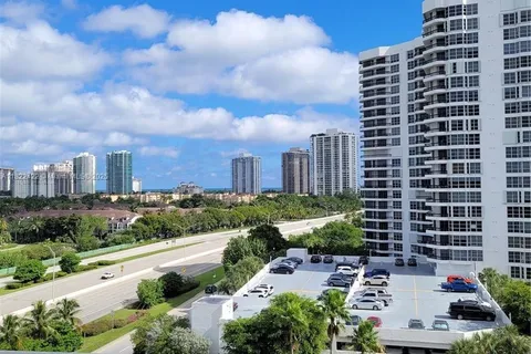 3300 NE 192nd St # 1008, Aventura FL 33180