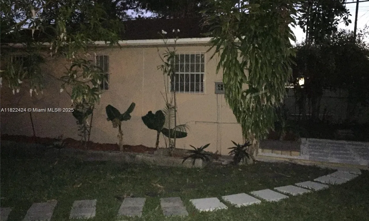 4440 SW 1st, Miami FL 33134