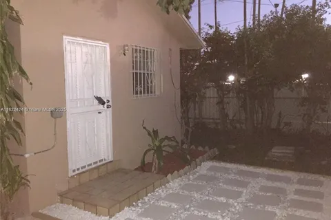 4440 SW 1st, Miami FL 33134