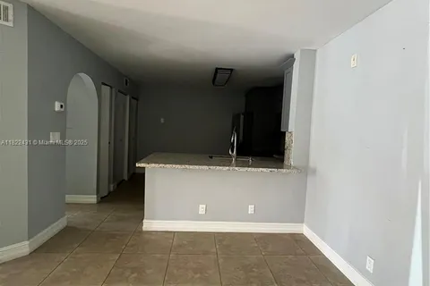5801 Riverside Dr, Coral Springs FL 33067