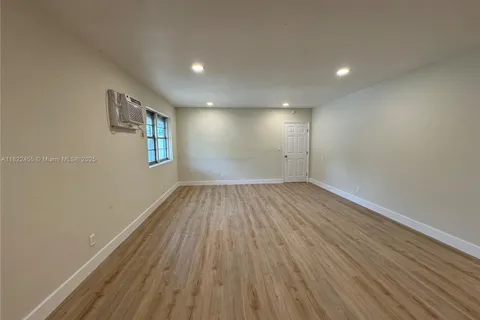 1711 Fillmore St # 8, Hollywood FL 33020