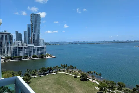1800 N Bayshore Dr # 2003, Miami FL 33132