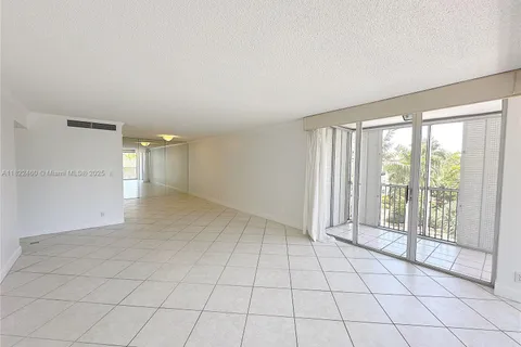 150 Ocean Lane Dr # 4H, Key Biscayne FL 33149